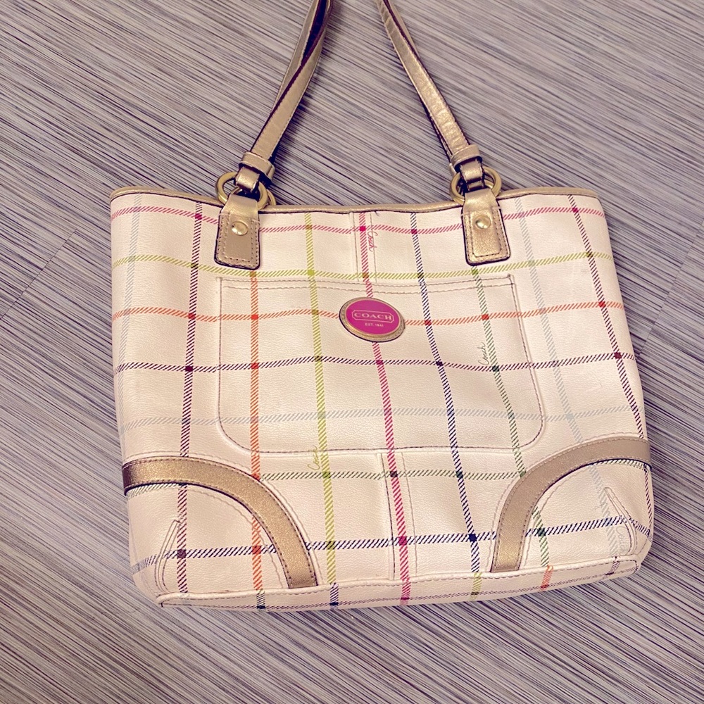 Well loved coach purse!